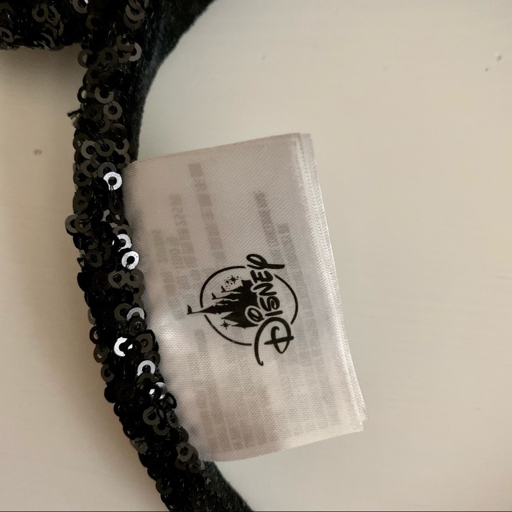 Disney Belle of the Bronze Minnie Ears - Picture 3 of 6